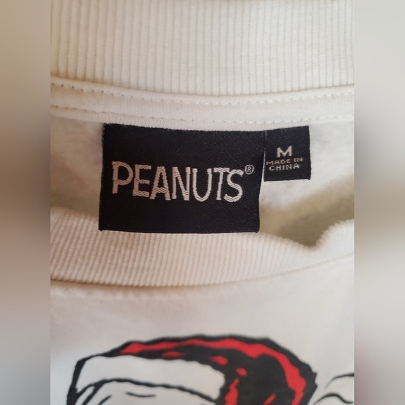 Peanuts Santa Sweatshirt - Picture 6 of 8
